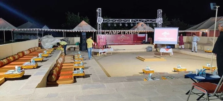 Каной: Camp e Khas