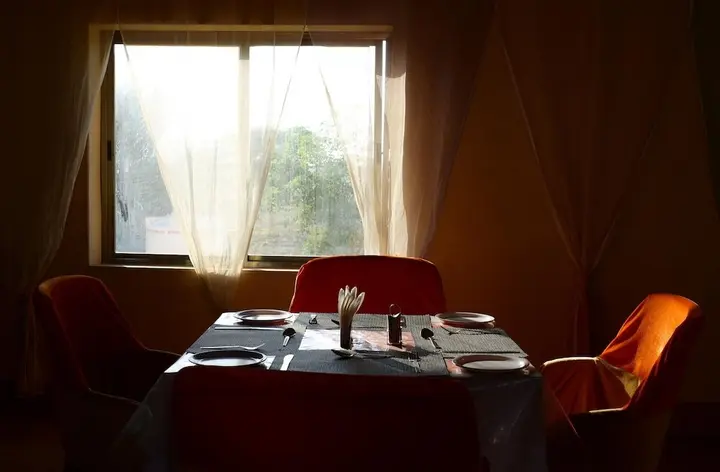Каной: Camp e Khas