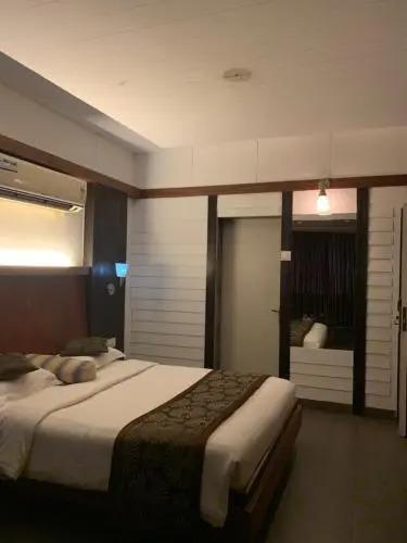 Лонавала: Honeybee Resorts