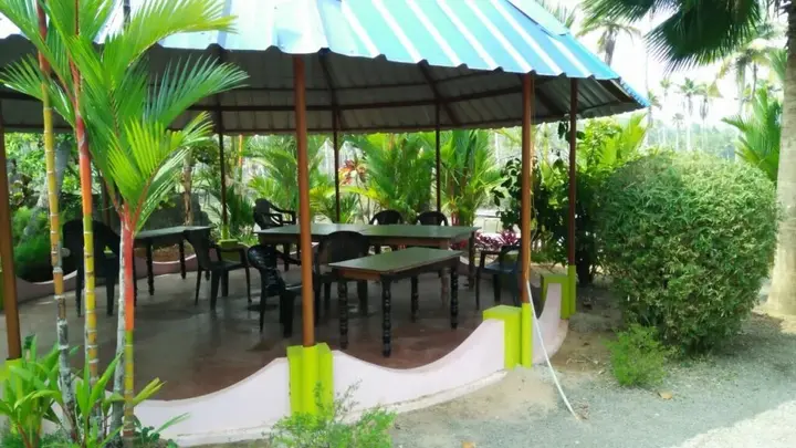 Пувар: Kayaloram resort