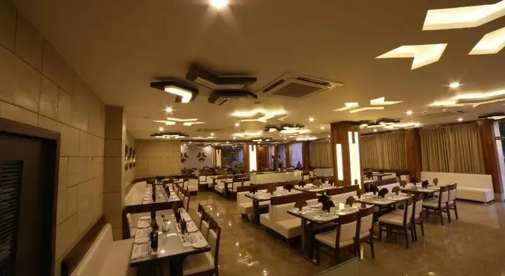 Ананд: Hotel Arizona Inn