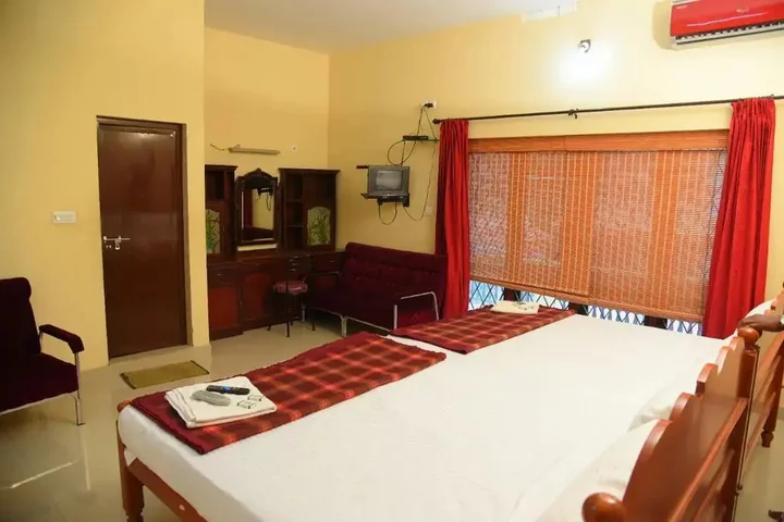 Паллипурам: Sreekrishna Kailas Inn