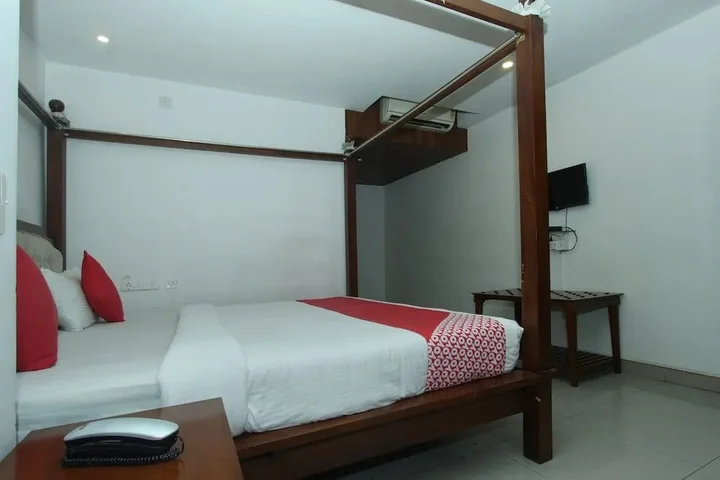 Бангалор: Confido Inn & Suites