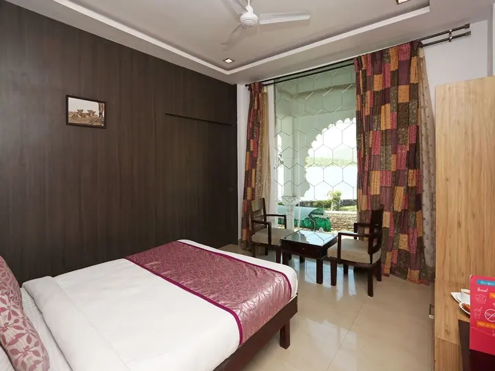 Удаипур: Hotel Vishalas The Raj Kesar Regency
