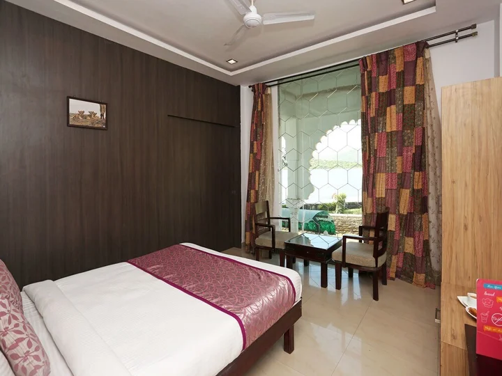 Удаипур: Hotel Vishalas The Raj Kesar Regency