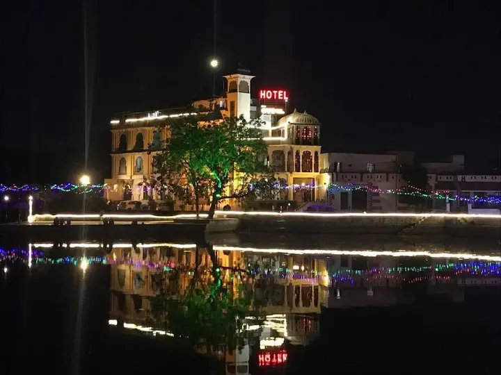 Hotel Vishalas The Raj Kesar Regency — фото 2