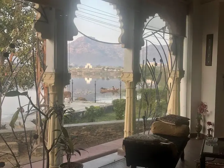 Удаипур: Hotel Vishalas The Raj Kesar Regency