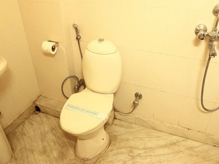 Колката: OYO 3653 Second House