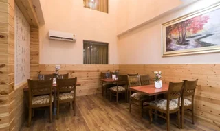 Нойда: Treebo Trend House Inn