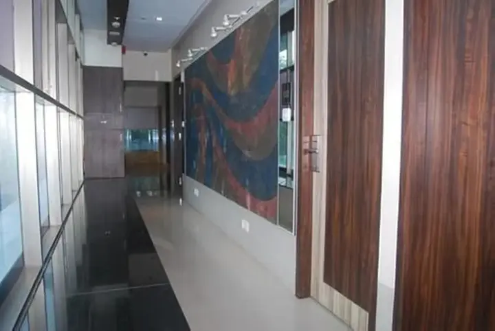 Тхане: Hotel Shambuji