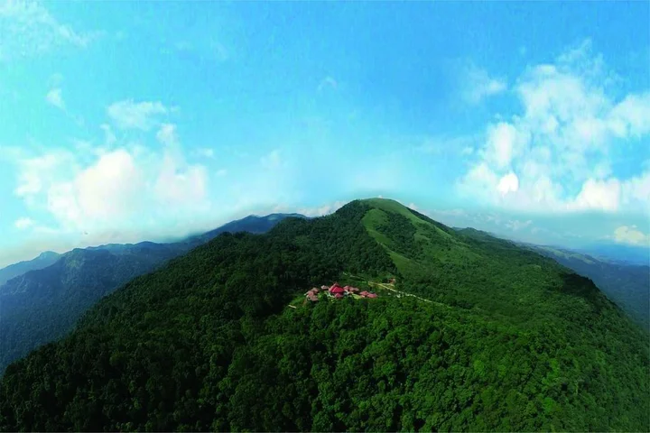 Султан-Батери: Wild Planet Resort