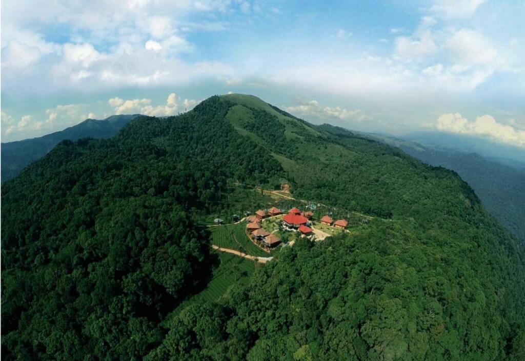Султан-Батери: Wild Planet Resort