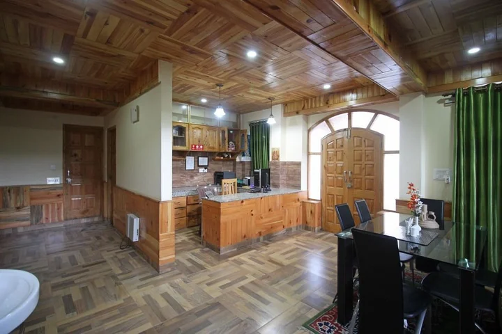 Манали: OYO 7538 Home Stay Rajput Royal Cottage