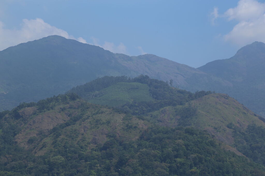 Муннар: The Munnar Queen