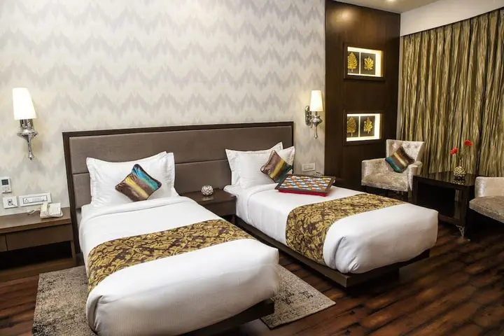 Нагпур: Hotel Gangakashi