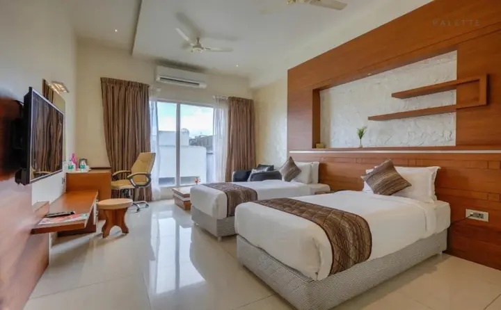 Eraniel: Hotel Pioneer Grand Palace
