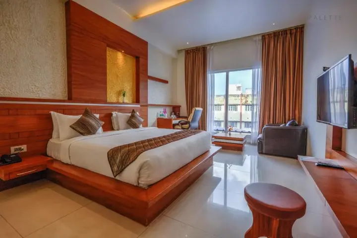 Eraniel: Hotel Pioneer Grand Palace