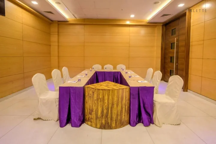 Eraniel: Hotel Pioneer Grand Palace