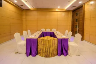 Eraniel: Hotel Pioneer Grand Palace