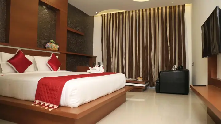 Eraniel: Hotel Pioneer Grand Palace