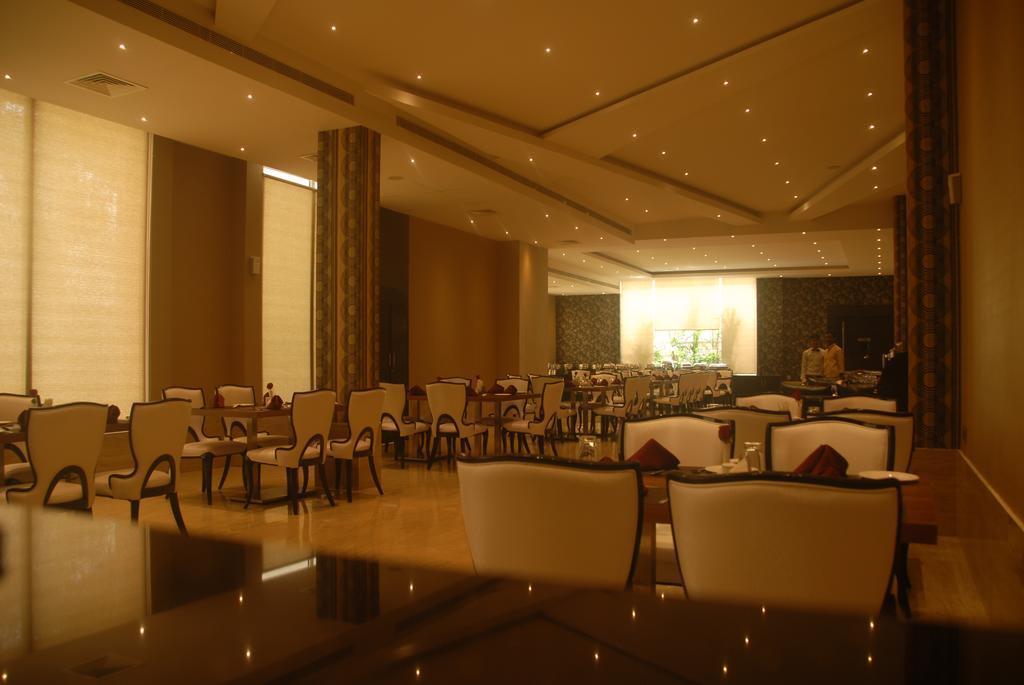 Eraniel: Hotel Pioneer Grand Palace
