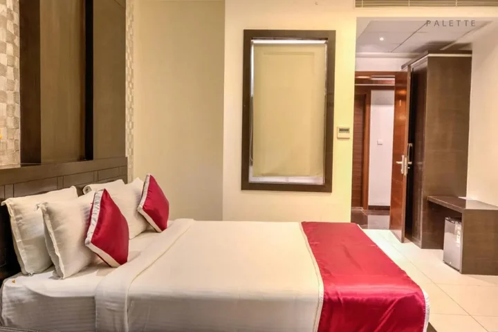 Eraniel: Hotel Pioneer Grand Palace