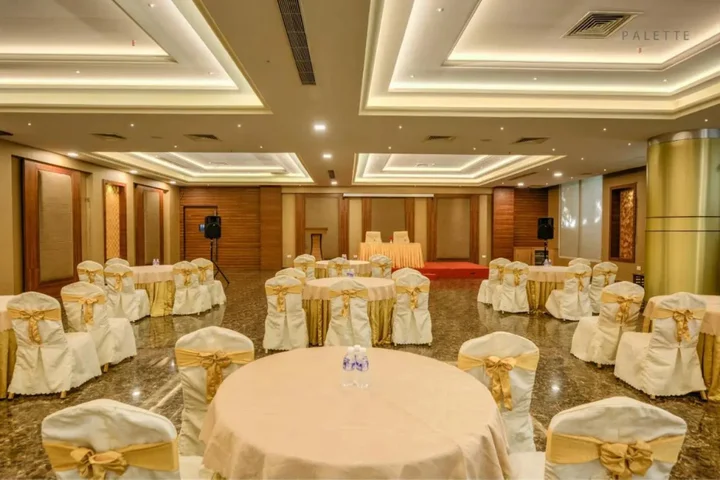 Eraniel: Hotel Pioneer Grand Palace