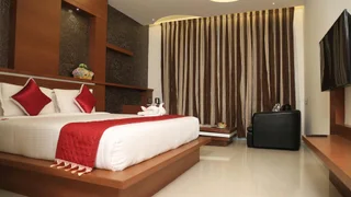 Eraniel: Hotel Pioneer Grand Palace