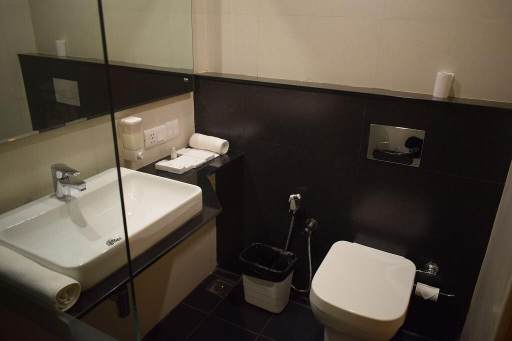 Эрамаллур: Starlit Suites