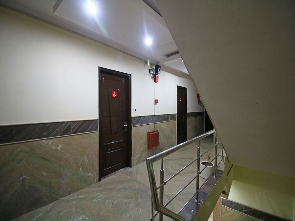 Нью-Дели: OYO Flagship 573 Paharganj NDLS