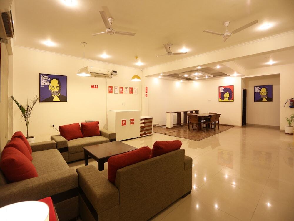 Нойда: OYO Flagship Noida Expressway NSEZ