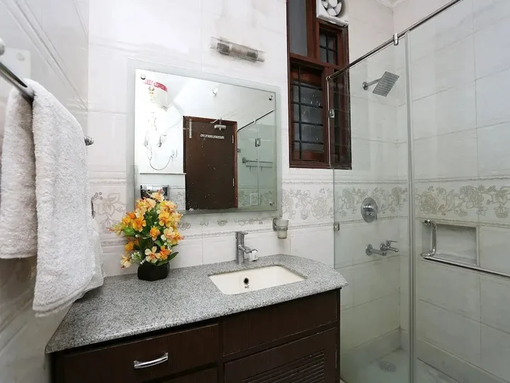 Гуруграм: WudStay Corporate Inn