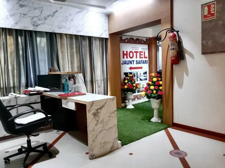Ахмедабад: Hotel Jaunt Safari Residency