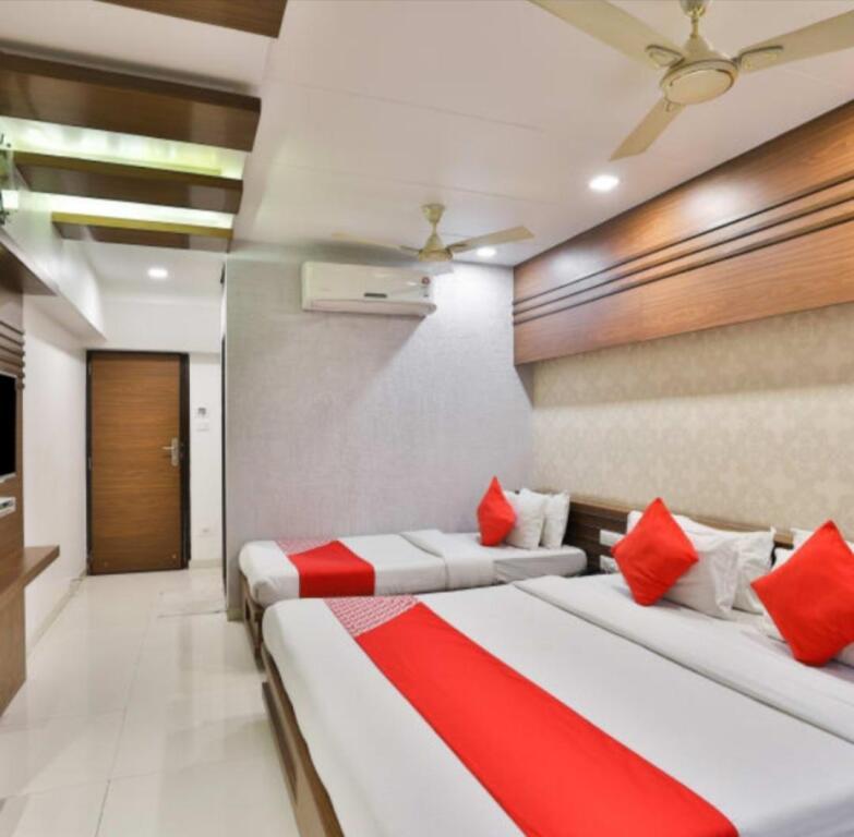 Вадодара: Hotel Amber