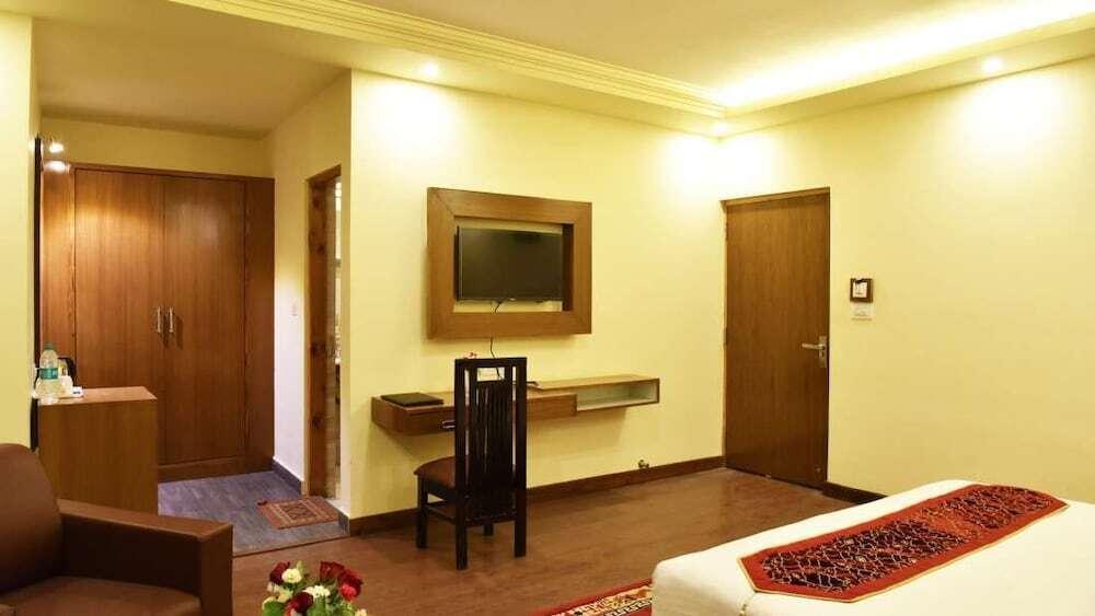 Манали: Whistling Pines Resorts and Spa