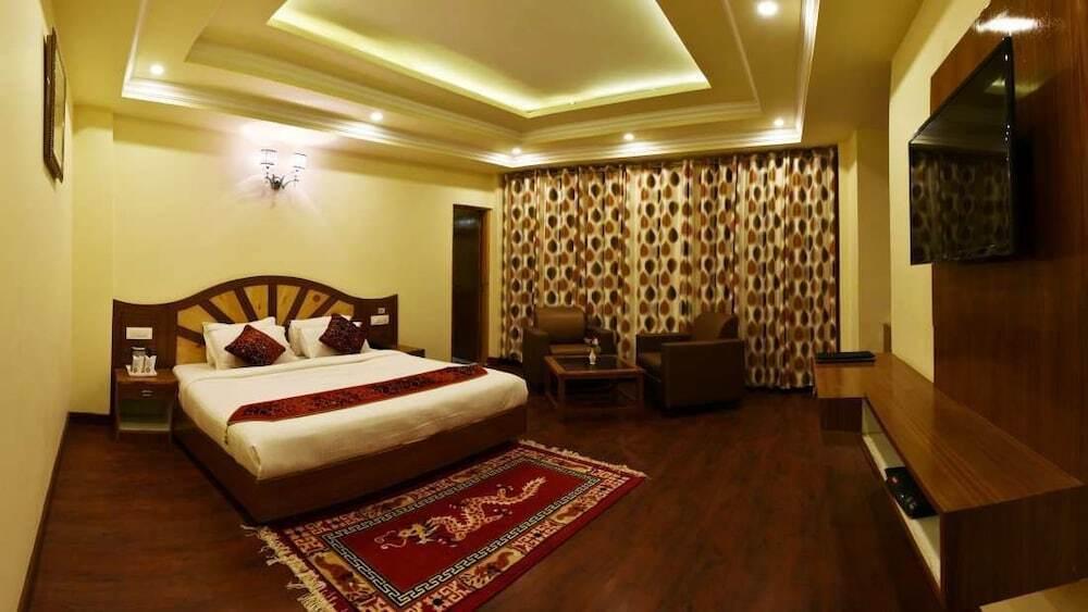 Манали: Whistling Pines Resorts and Spa
