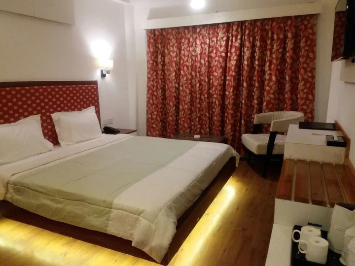 Куфри: Hillcrest Resort