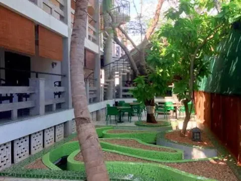 Калапет: The Tea Road Restaurants & Hotel