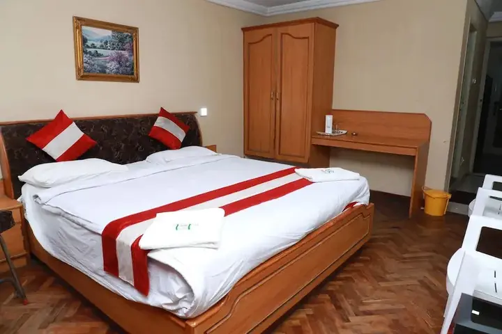 Кодайканал: Royal Hotels, Kodaikanal