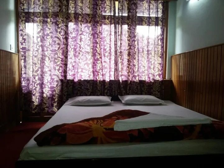 Дарджилинг: Hotel Mall Point