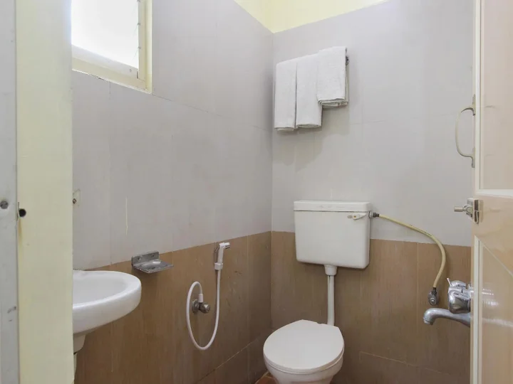 Бангалор: OYO 15926 New Golden Residency