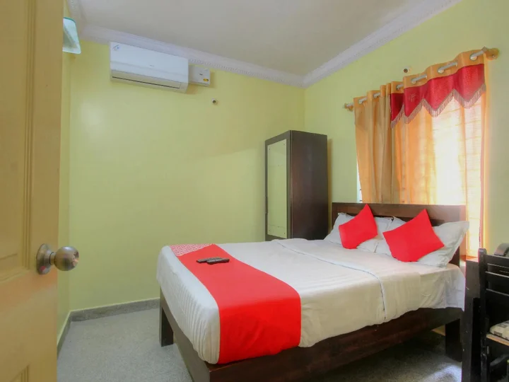 Бангалор: OYO 15926 New Golden Residency