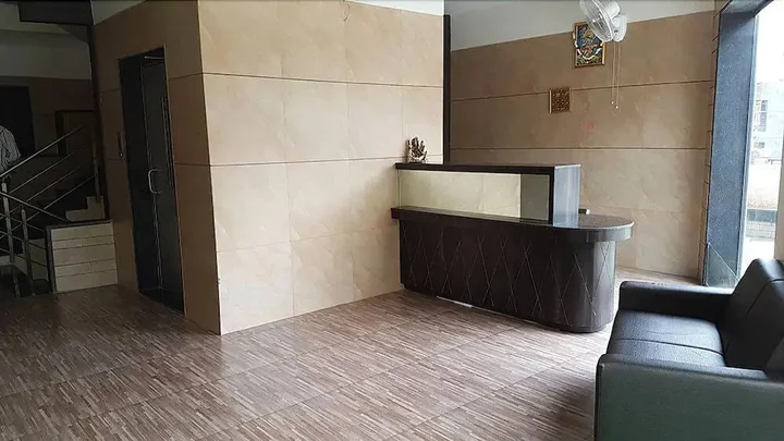 Лонавала: Hotel Lalit Inn