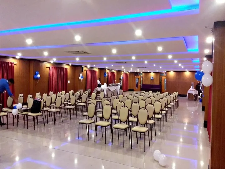 Бангалор: Capital O 1435 Hotel Millennium Plaza