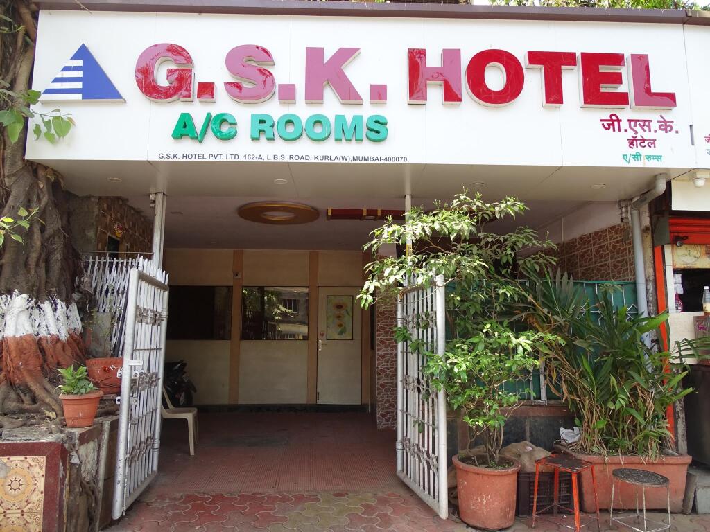 Мумбаи: GSK Hotel