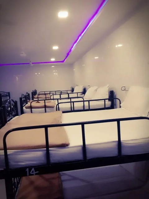Мумбаи: Star Dormitory