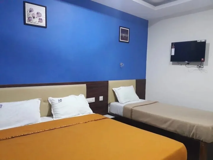 Понмуди: Hayass Residency