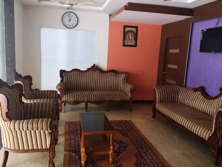 Понмуди: Hayass Residency