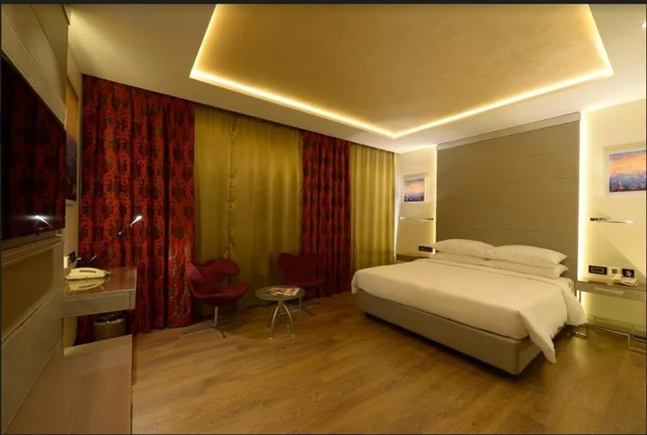 Мумбаи: Genesis Hotel Near Mumbai Airport