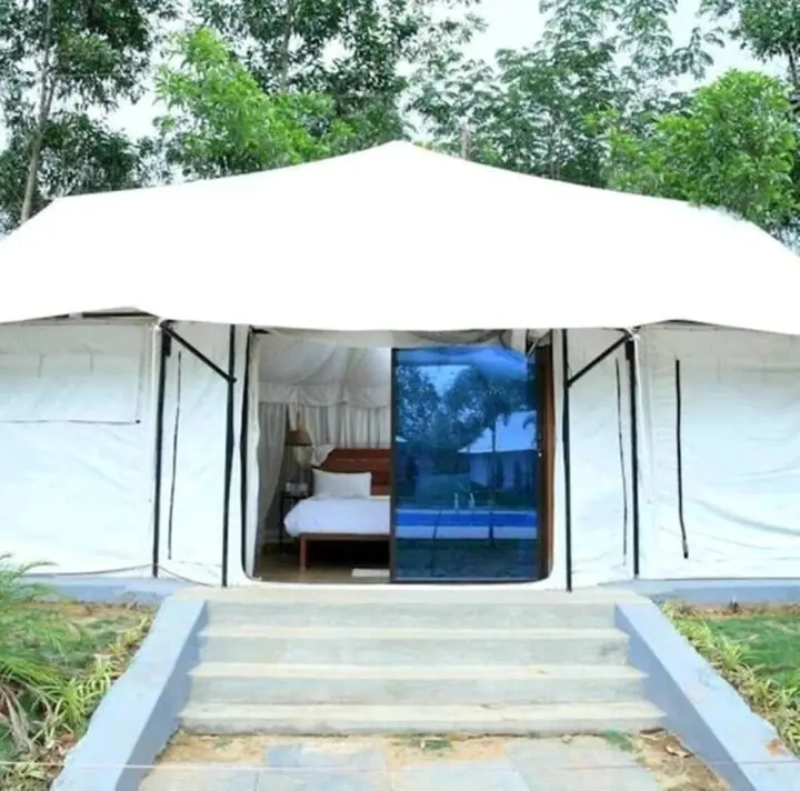 Лонда: Regenta Resort Century